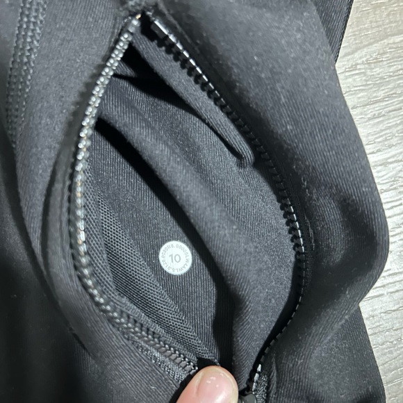 Lululemon Define Jacket size 10 - Picture 4 of 5